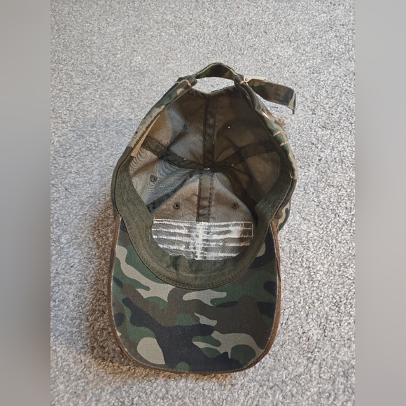 Kbethos Vintage Camo American Flag Distressed Women's Baseball Style Hat - Picture 3 of 5